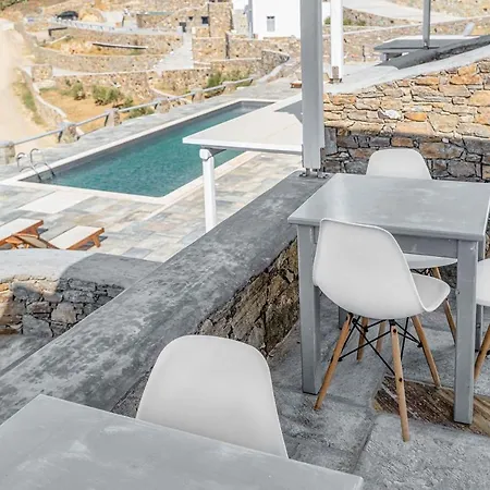 Belvedere * Livadi (Serifos)